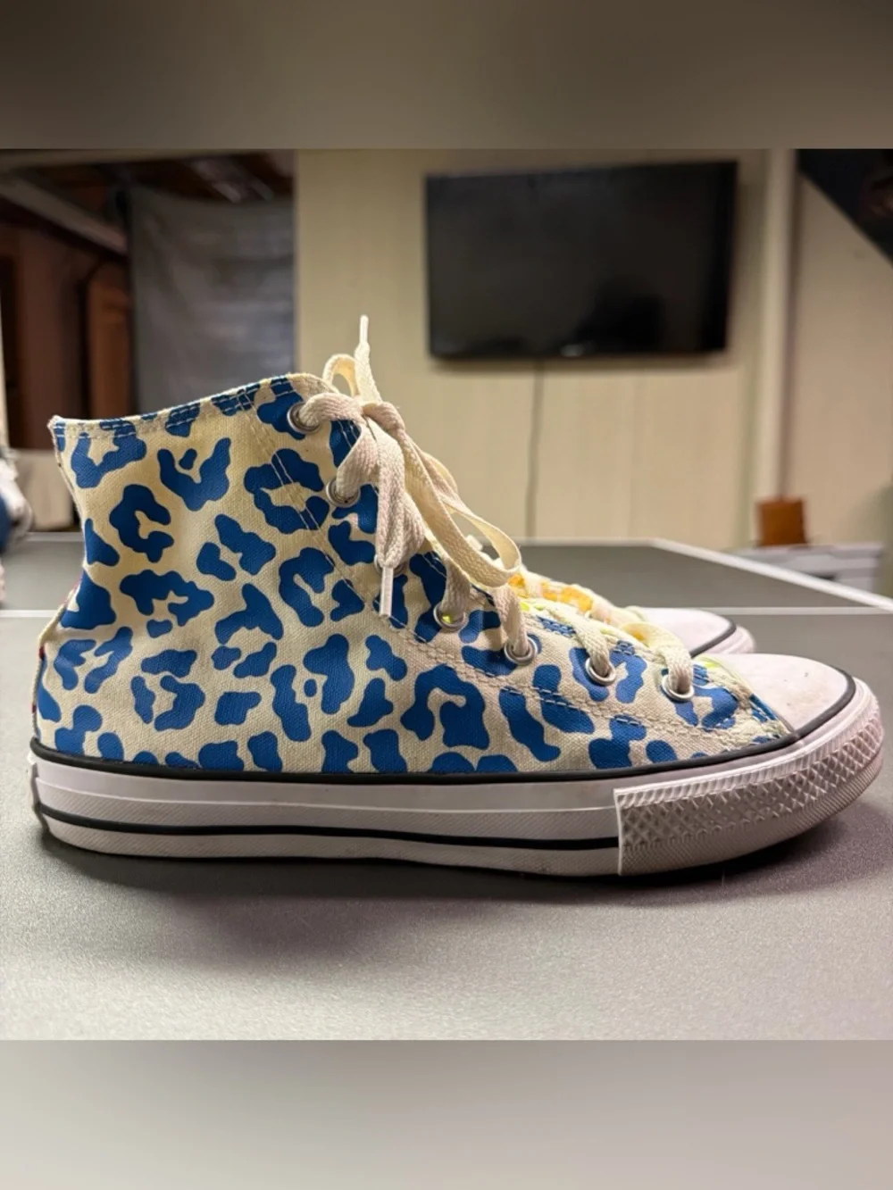Converse All Star HI Marquis Mills Juniors Sz 6 / 7.5 Leopard Print Chuck Taylor